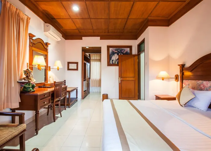 Front Danau Tamblingan St Bali 3*
