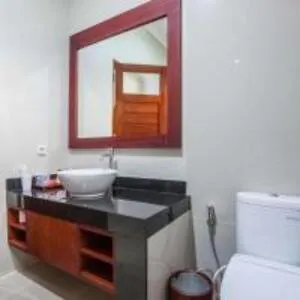 Front Danau Tamblingan St Bali 3* サヌール